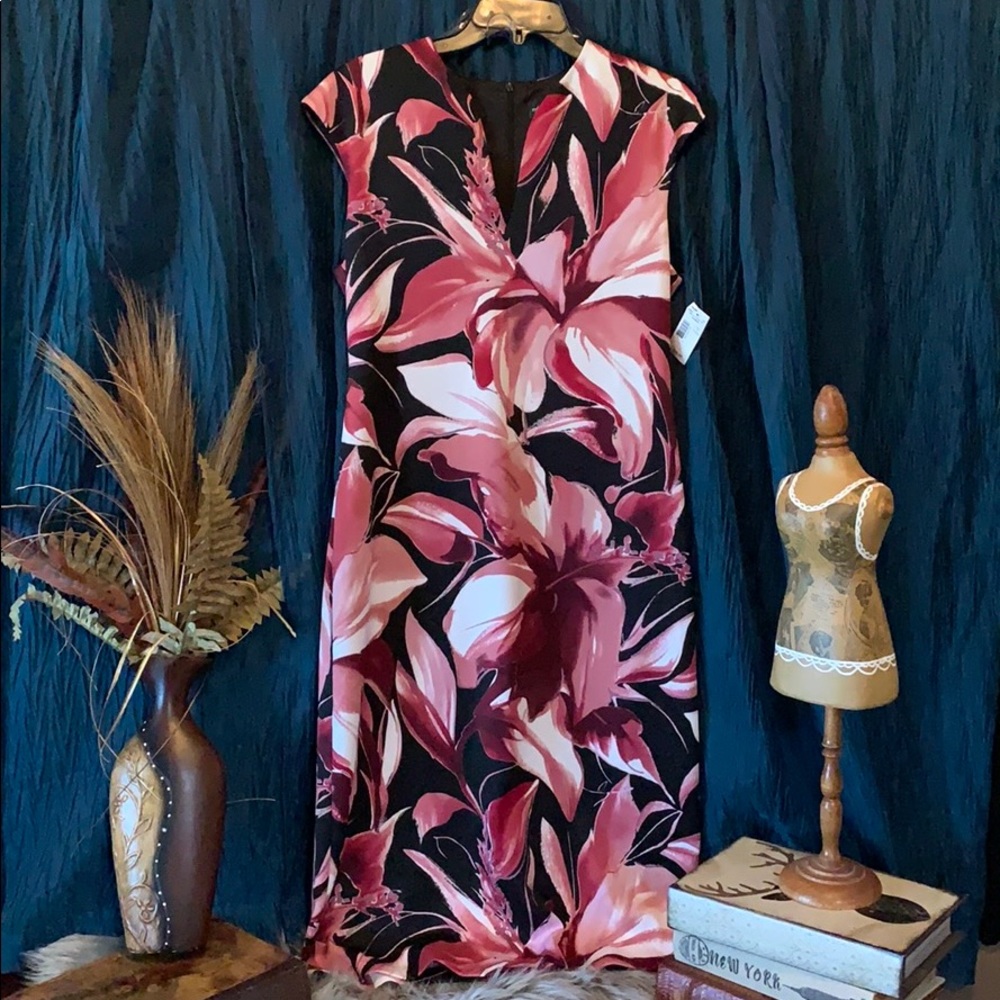 Ladies size 12 sleeveless dress black/pinks/white